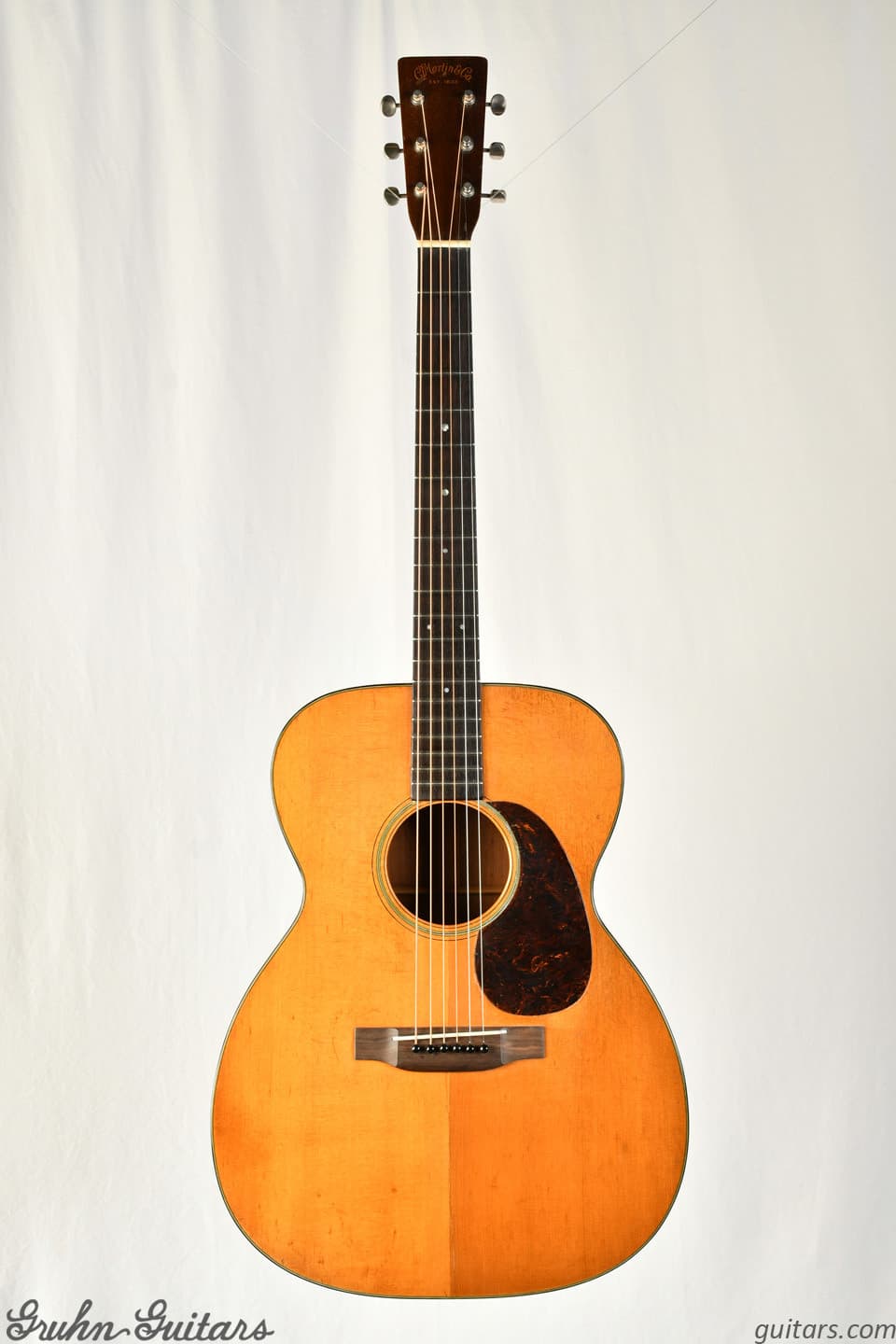 1943 Martin 000-18