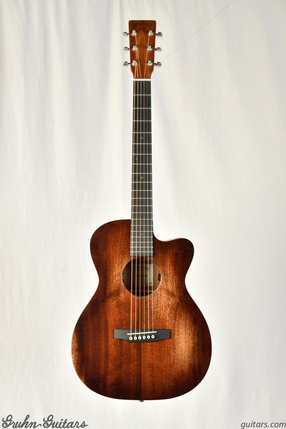 New Martin 000C Jr-E StreetMaster