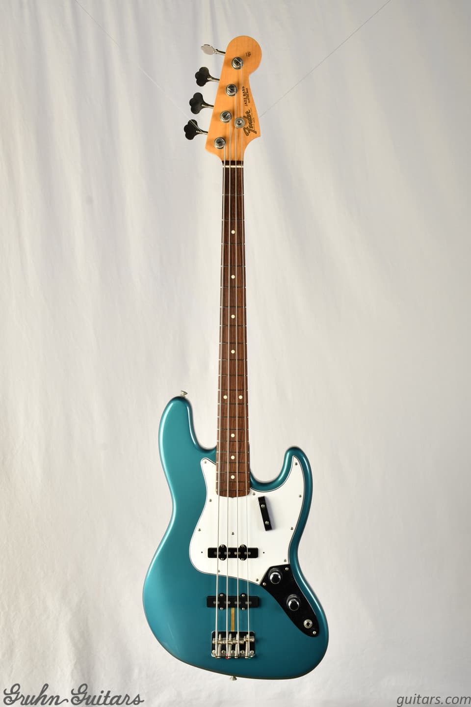 1989 Fender American Vintage Reissue '62 Fender Jazz Bass - Lake Placid Blue