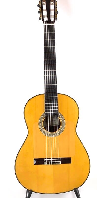 Estevé 11F  Negra - Manuel Adalid Professional Level Flamenco Guitar