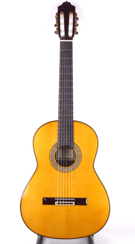 Estevé 9F Negra - Professional Level Flamenco Guitar - All Solid Woods