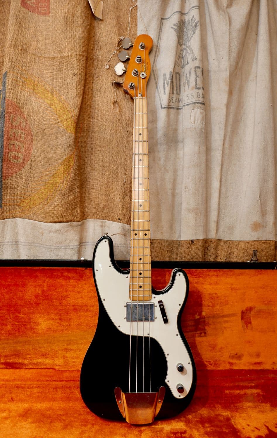 1973 Fender Telecaster Bass Black-White Tuxedo