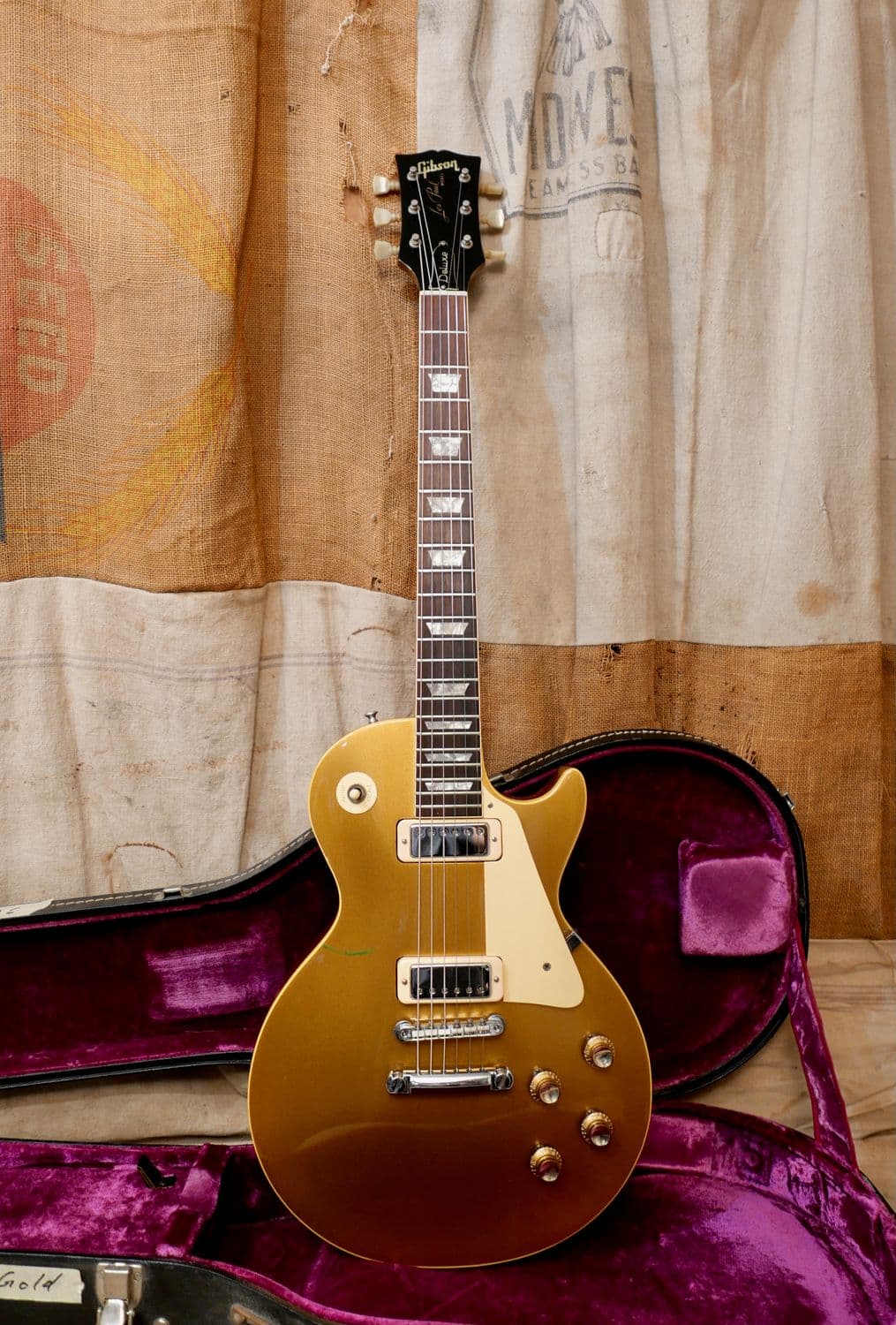 Gibson 1970 Gibson Les Paul Deluxe Goldtop
