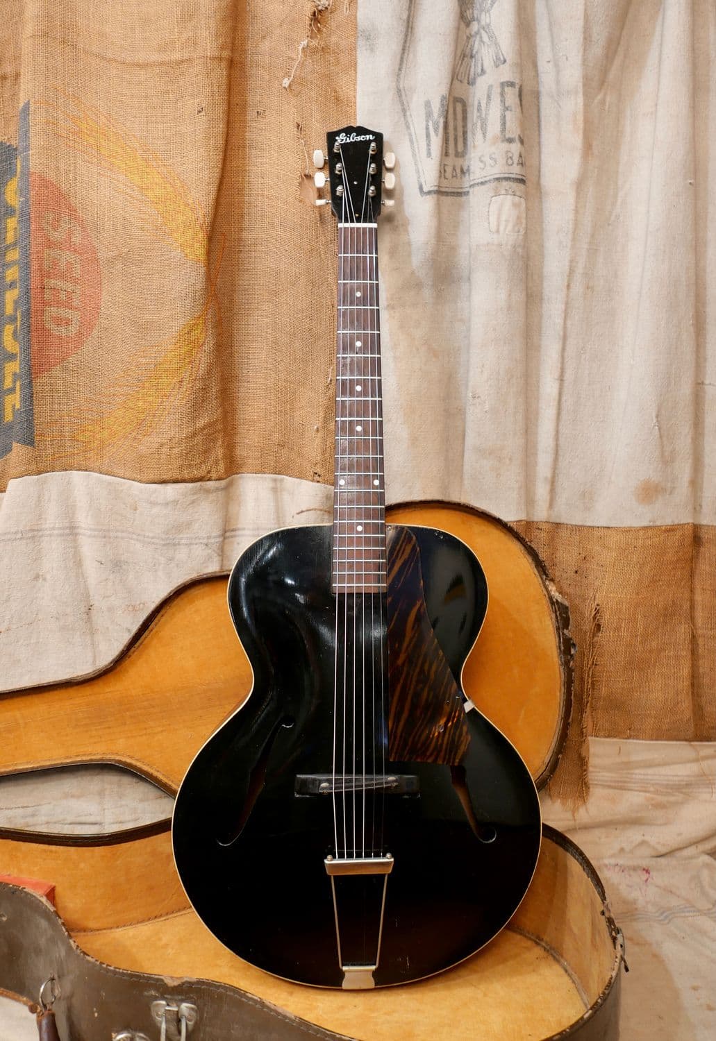 1930's Gibson Special #4 L-50 Archtop Black (Refin Back-Sides)