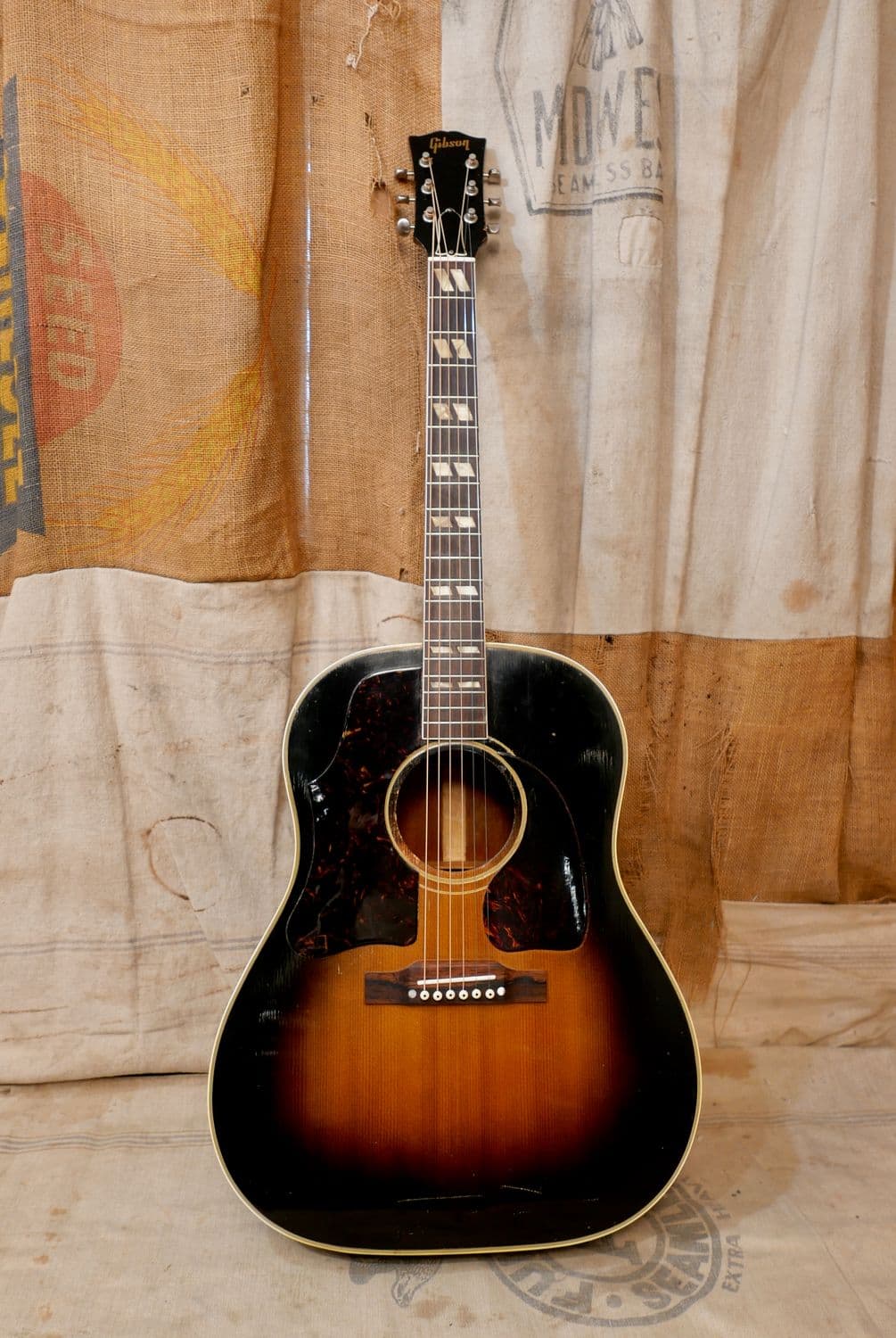 1952 Gibson SJ Southern Jumbo Sunburst