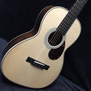 Eastman E20OO #3854 w/ OHSC