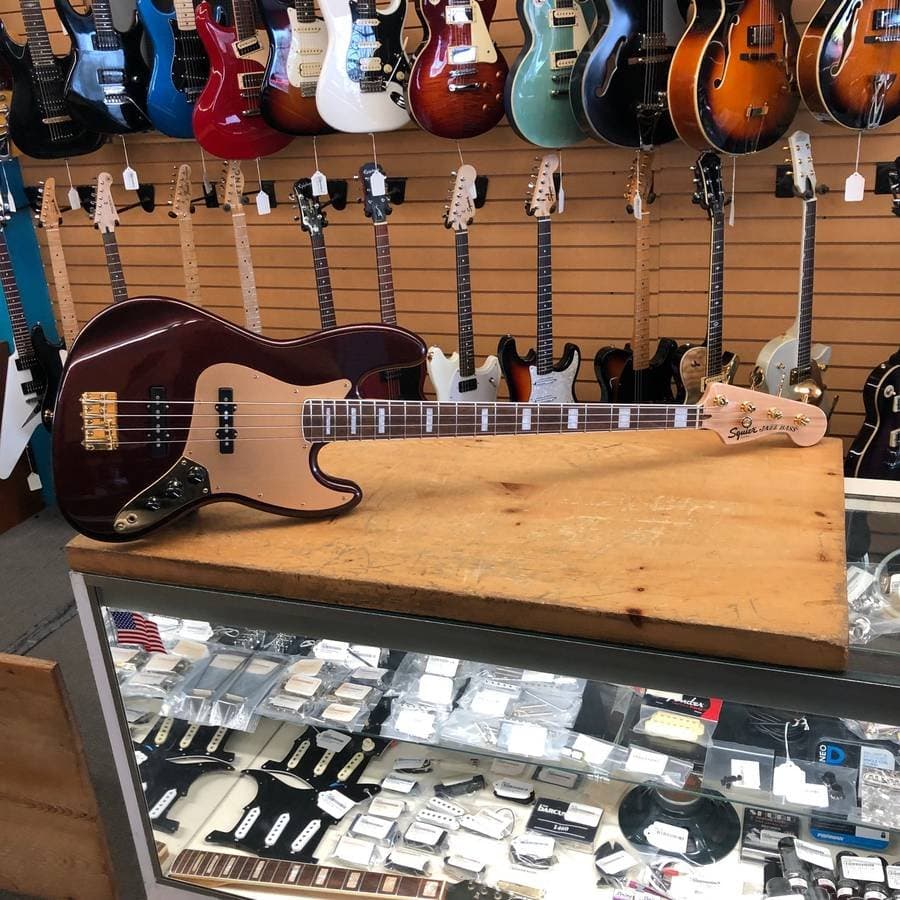 Squier Jazz Bass 40th Anniversary Electric Bass Guitar