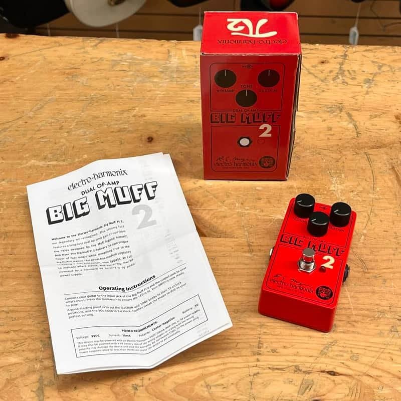 Electro Harmonix Big Muff 2 Dual Op-Amp Guitar Effect Pedal w/Box