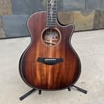 Taylor  Builders Edition K24CE-BE, AAA Hawaiian Koa with V-Class bracing and Hardcase