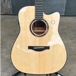 Yamaha TAG3 C TransAcoustic Guitar Natural