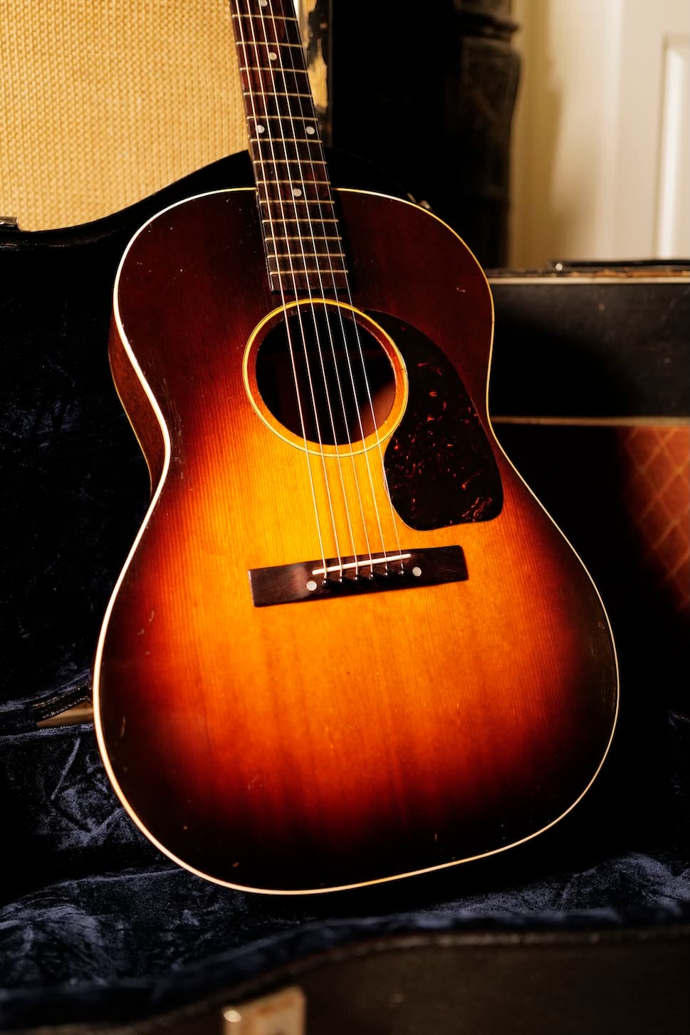 Gibson LG-2 1946