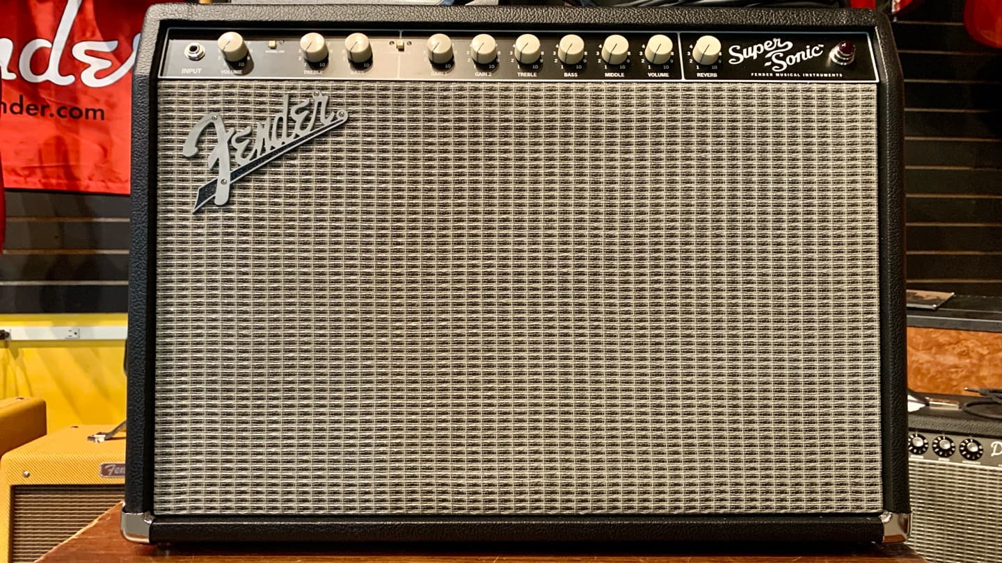 New Fender Super-Sonic 22