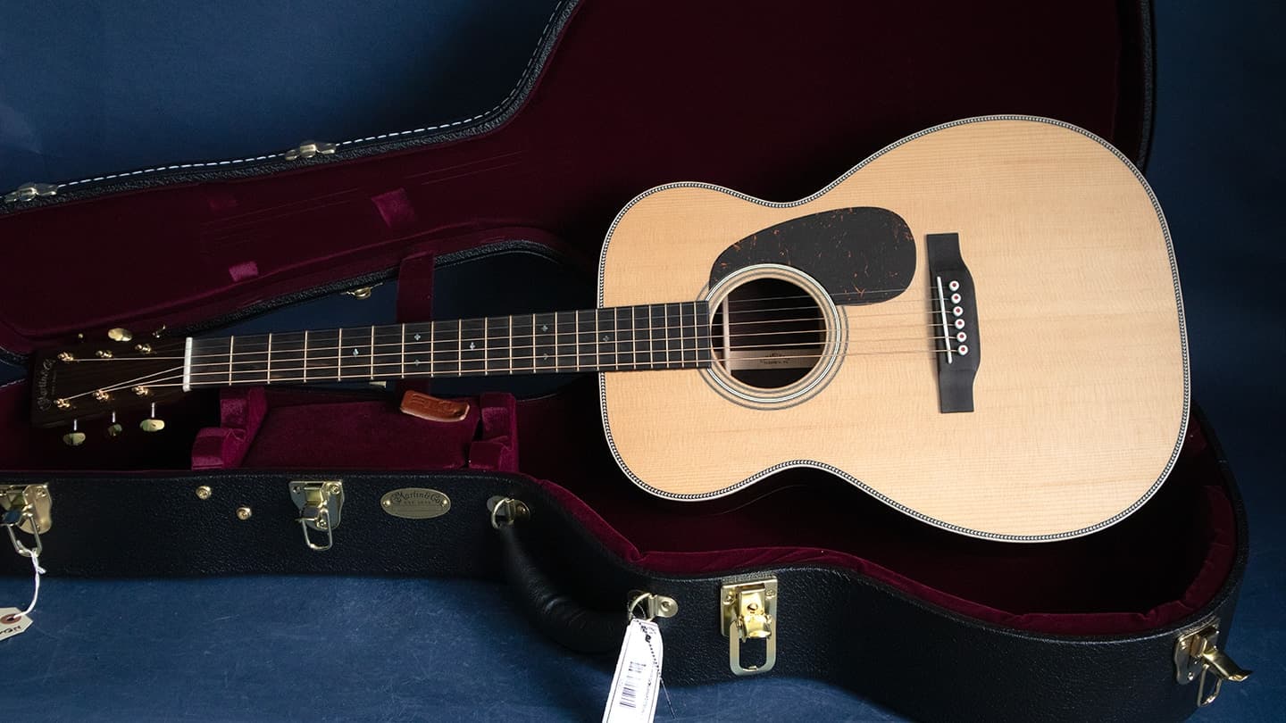 New Martin 00-28 Modern Deluxe #913