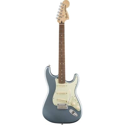 Fender Deluxe Roadhouse Stratocaster Pau Ferro Fingerboard Mystic Ice Blue