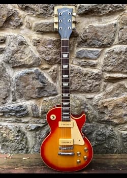 1977 Gibson Les Paul Deluxe...