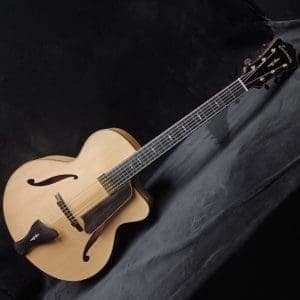Eastman AR905CE-TC Archtop Jazz Guitar #L2400712 w/ OHSC