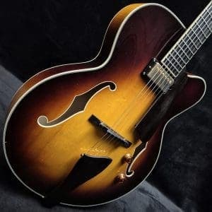 Pre-owned 2013 Eastman AR503CE Electric Carved top Sunburst Archtop Jazz Guitar w/ case