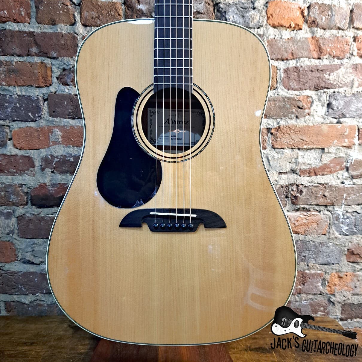 Alvarez AD60L Artist Left-Handed Dreadnought Acoustic Guitar *NEW* (2025 - Natural)
$460.00