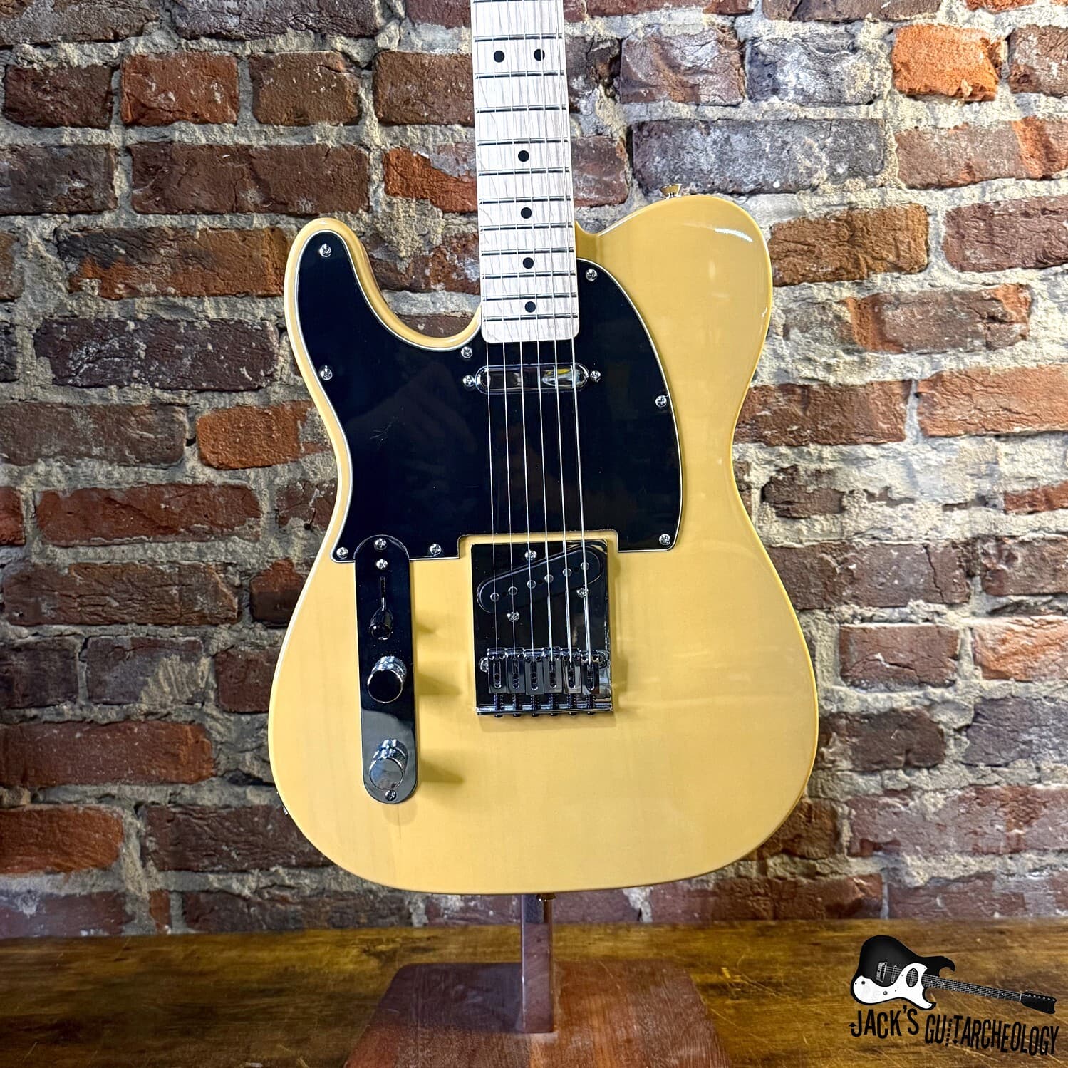 Squier Affinity Series Left-Handed Telecaster Electric Guitar (2026 - Butterscotch Blonde)
$300.00