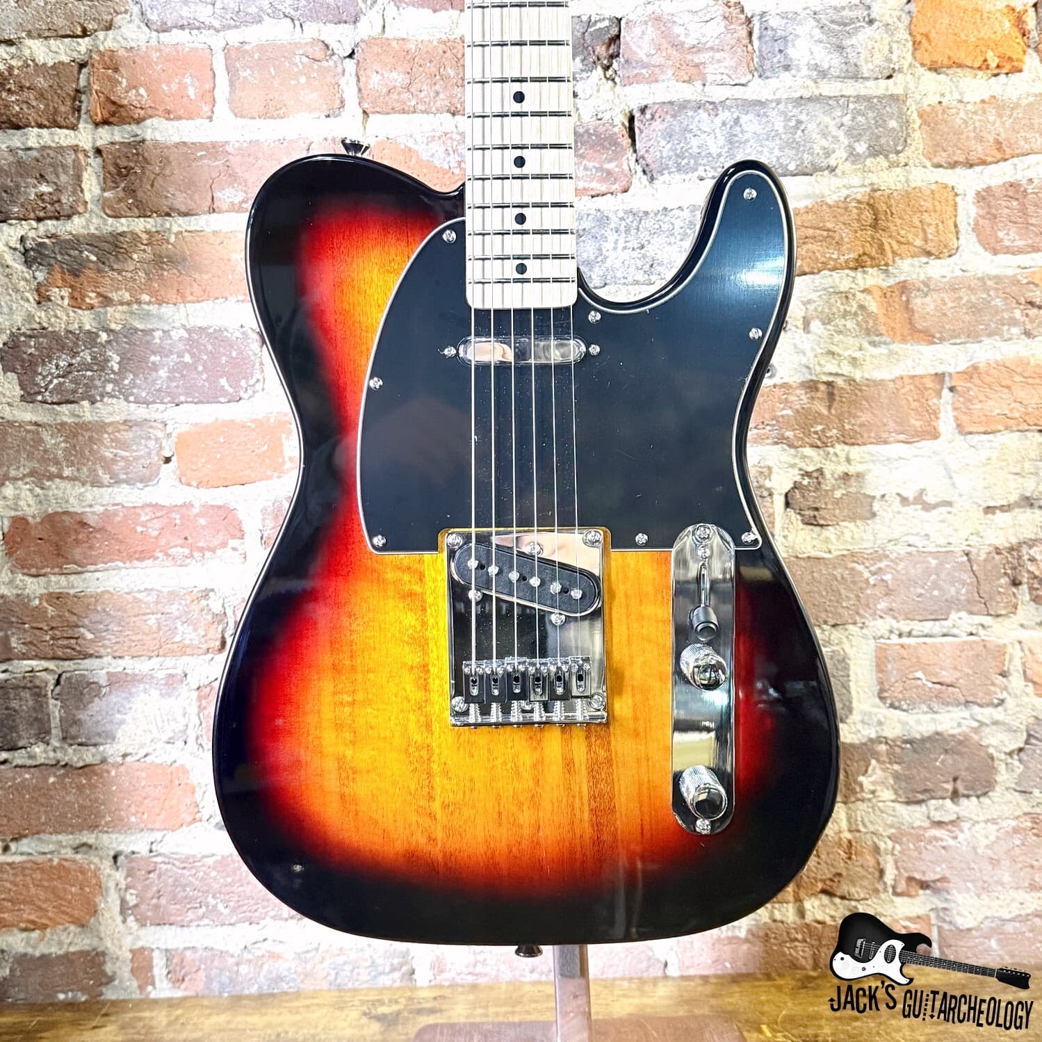 Squier Affinity Series Telecaster (2025 - 3 Tone Sunburst)
$295.00