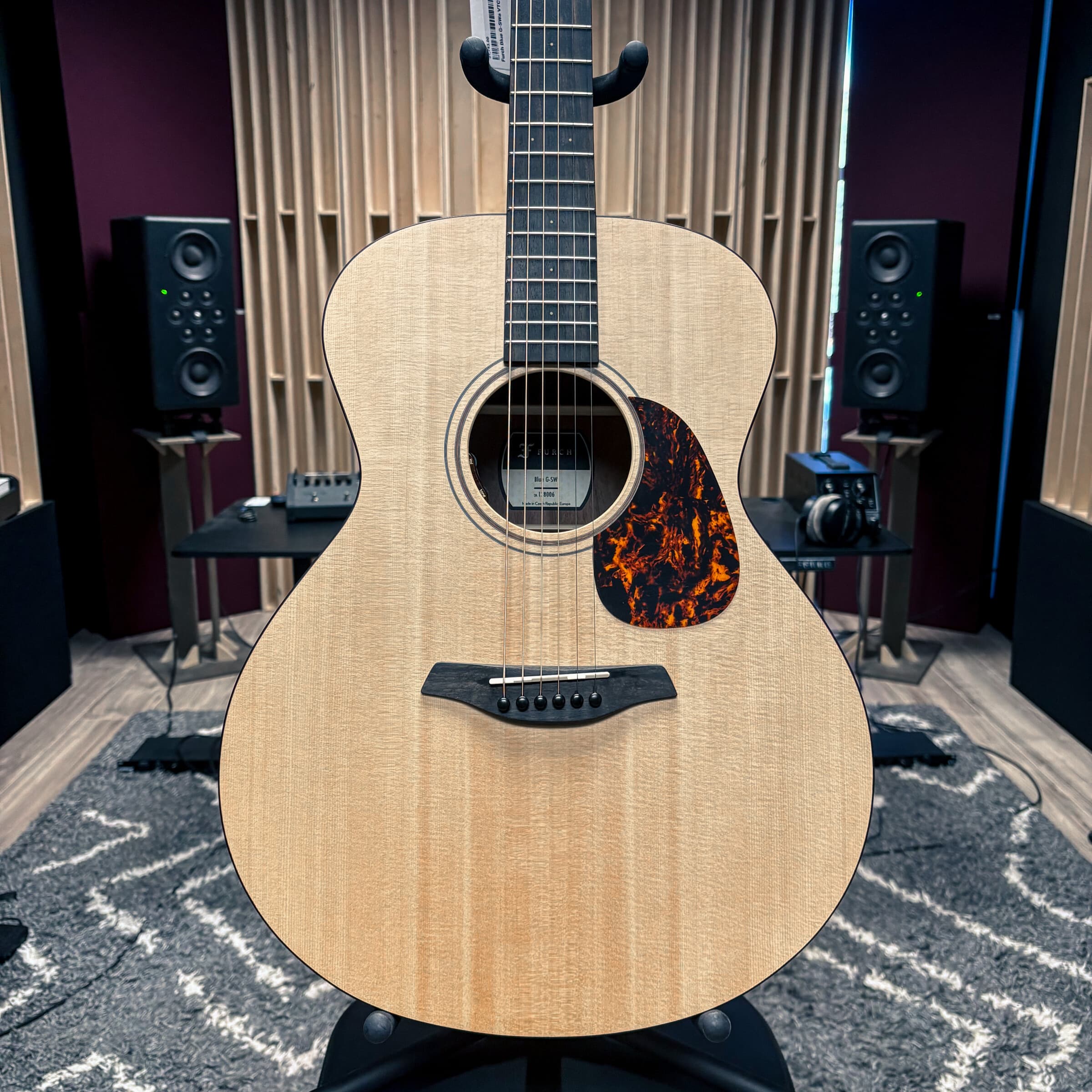 Furch Blue G-SWa VTC Grand Auditorium Spruce-Walnut