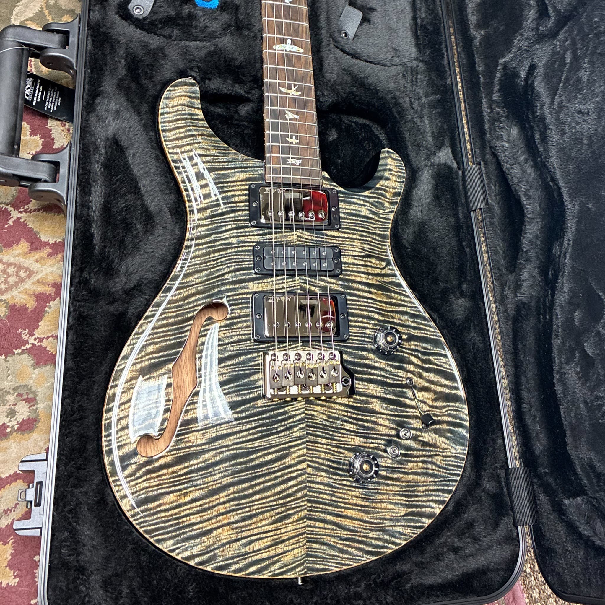 PRS Limited Edition Special Semi-Hollow Electric Guitar - Faded Whale Blue, Mango Top