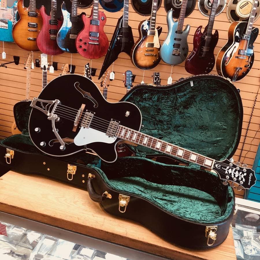 Epiphone Swingster Hollow Body Electric Guitar w/Case