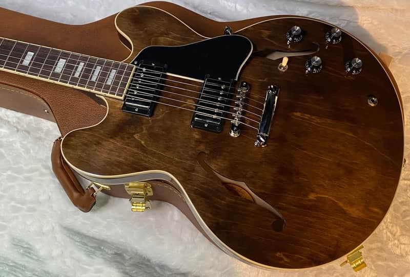 NEW ! Gibson ES-335 60s Semi-hollowbody Electric Guitar - Dark Walnut - Authorized Dealer - 8.3 lbs - G07039