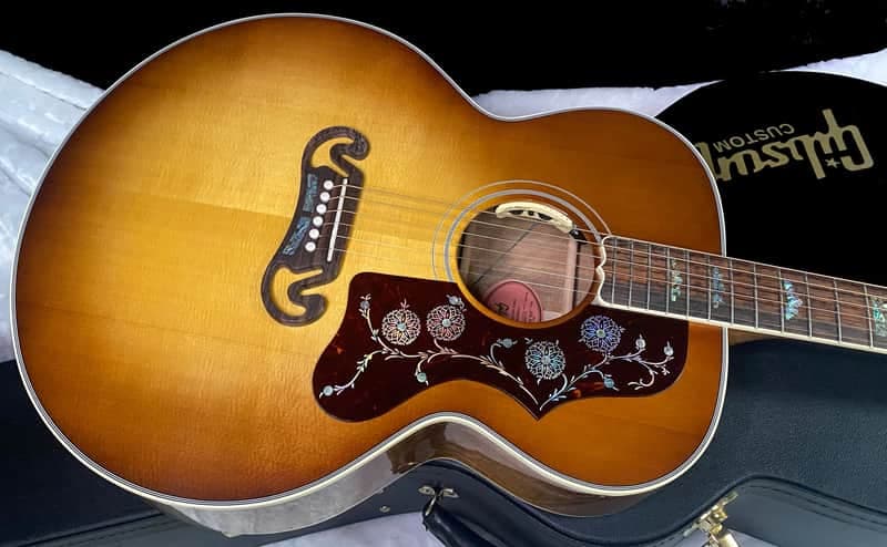NEW! ! Gibson Custom Acoustic SJ-200 Elegant Koa Acoustic-Electric Guitar - Honey Burst - Authorized Dealer - 5.25 lbs - G07704