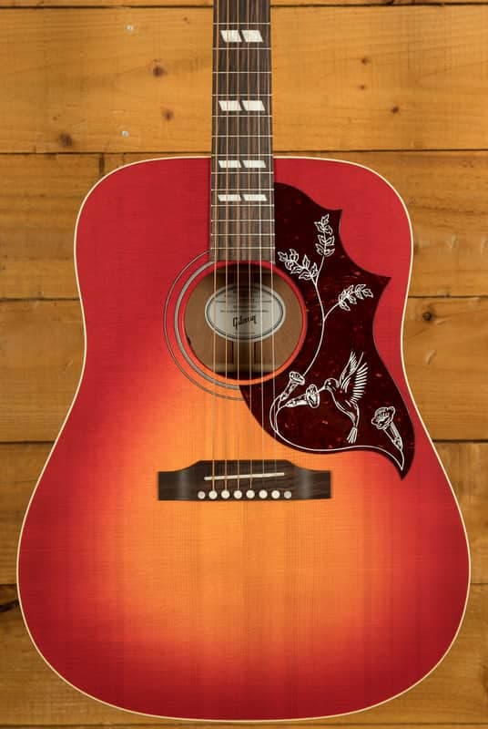 Gibson Hummingbird Special | Satin Vintage Cherry Sunburst