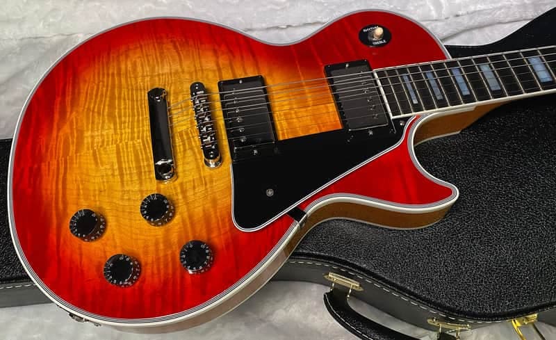 NEW! Gibson Dealer Select Custom Shop Les Paul Custom AAA Figured Top - Heritage Cherry Sunburst - Authorized Dealer - 8.8 lbs - G07452