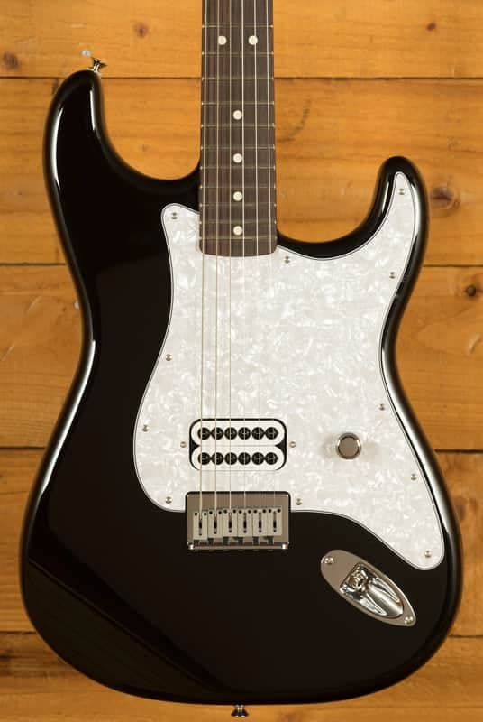 Fender Tom DeLonge Stratocaster - Rosewood - Black