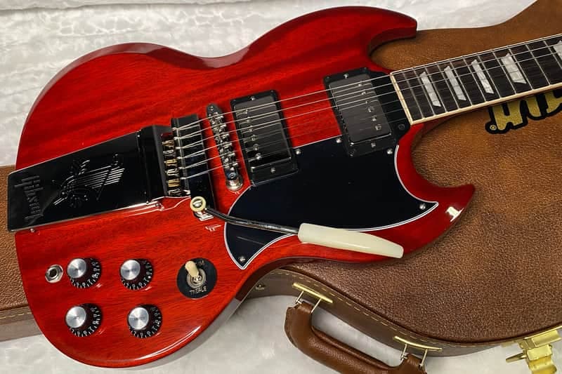 NEW! Gibson SG Standard '61 Maestro Vibrola Vintage Cherry - 7.9 lbs - Authorized Dealer! G07370