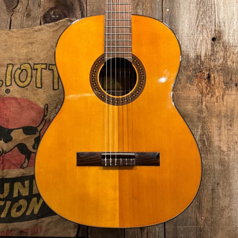 Aria A551B Classical Guitar 1960s