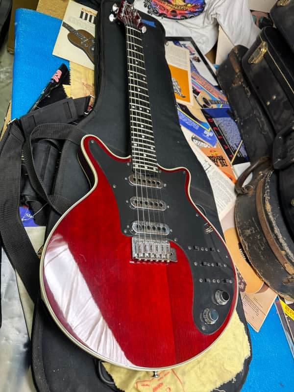 Burns London Brian May Early 2000s - Cherry Red