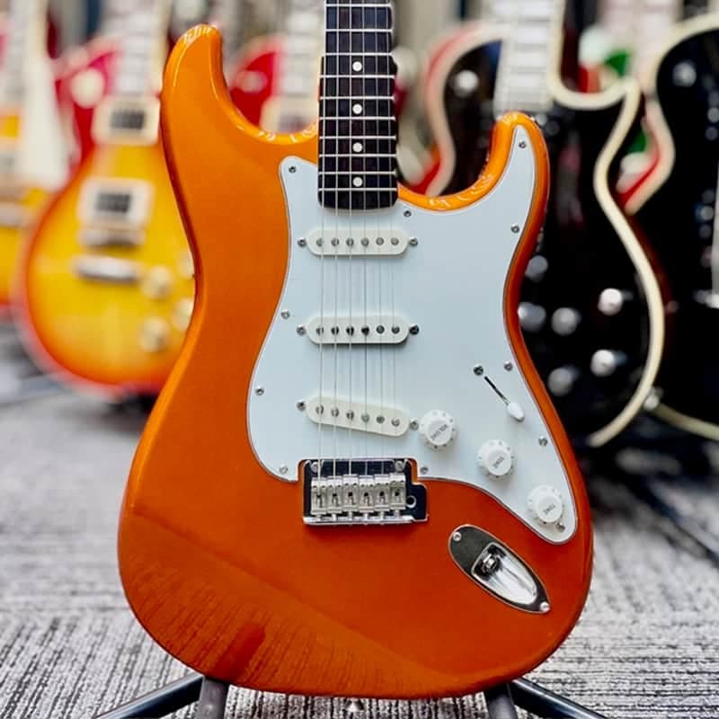 Fender Hybrid 60s Stratocaster 【Made In Japan】 【USA PU】【Alder Body】【Discontinued】 2017 - Candy Tangerine