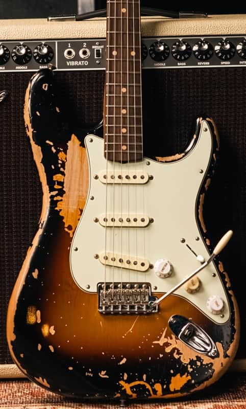Fender Mike McCready Stratocaster - 3-Color Sunburst - Pre Order