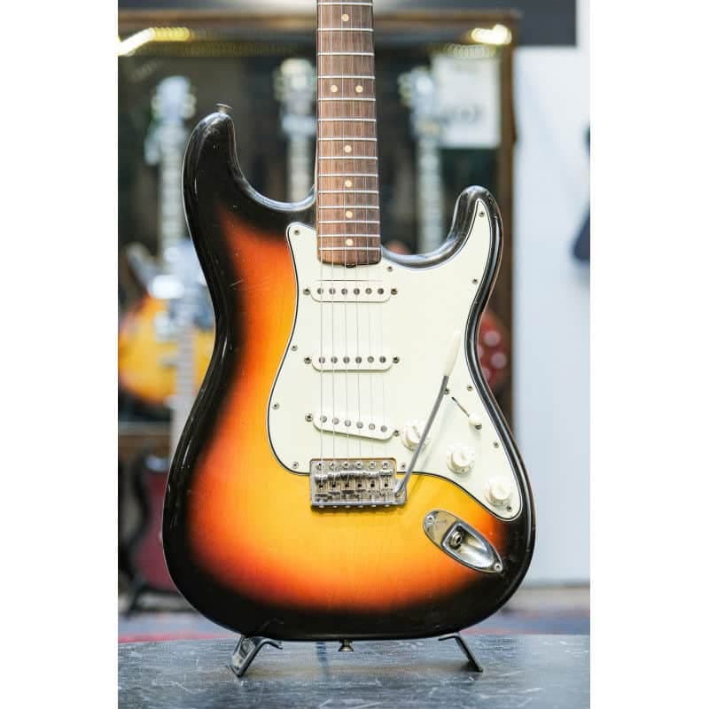 1965 Fender Stratocaster sunburst