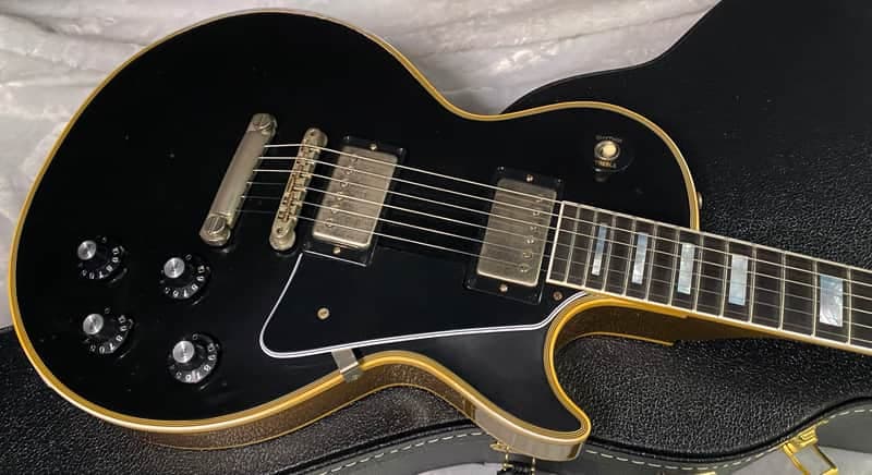 NEW! Gibson Custom 1968 Les Paul Custom Reissue Electric Guitar - Ebony/Gold, Light Aged - Only 9.2lbs! - Authorized Dealer - In-Stock! - G07690