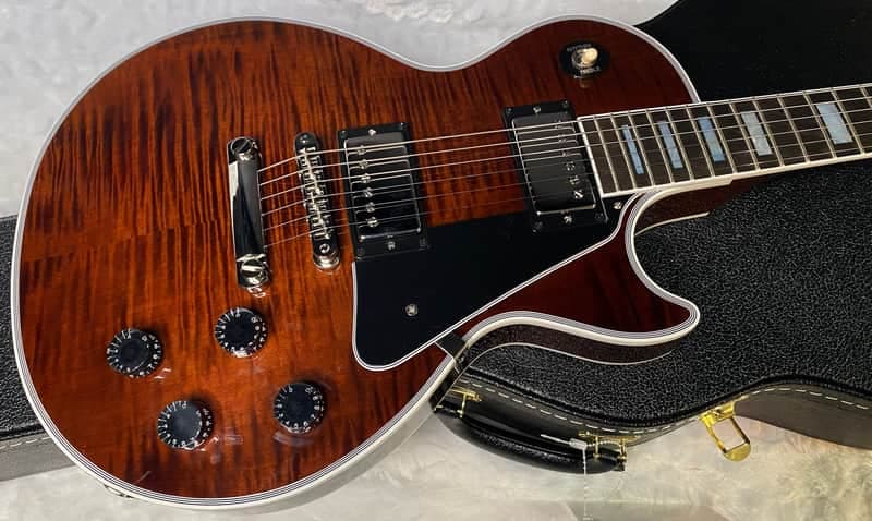 NEW! Gibson Dealer Select Custom Shop Les Paul Custom - Hand Picked AAA Figured Flame Top - Root Beer / Walnut Finish - Authorized Dealer - 8.6 lbs - G07009