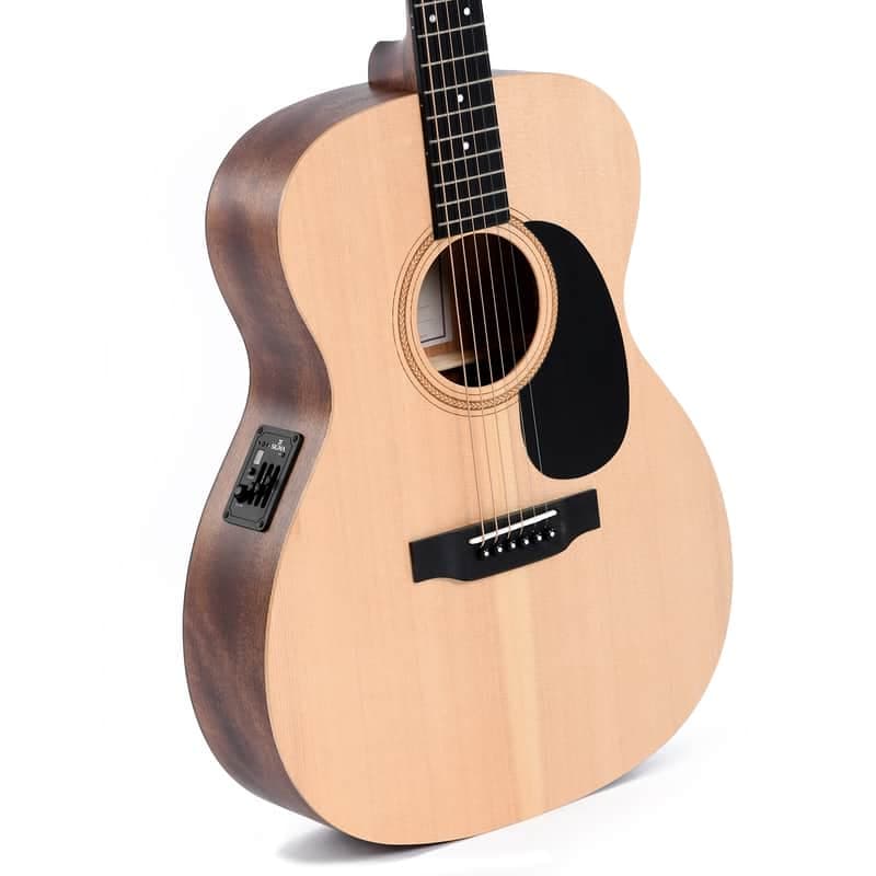 Sigma 000ME Electro-Acoustic Guitar