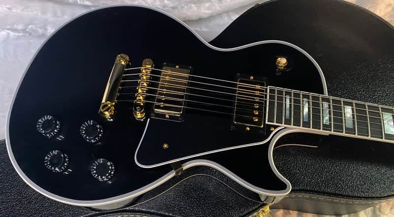 NEW! Gibson Custom Shop Les Paul Custom - Ebony Fingerboard - Authorized Dealer - 10 lbs - G06597 (Copy)