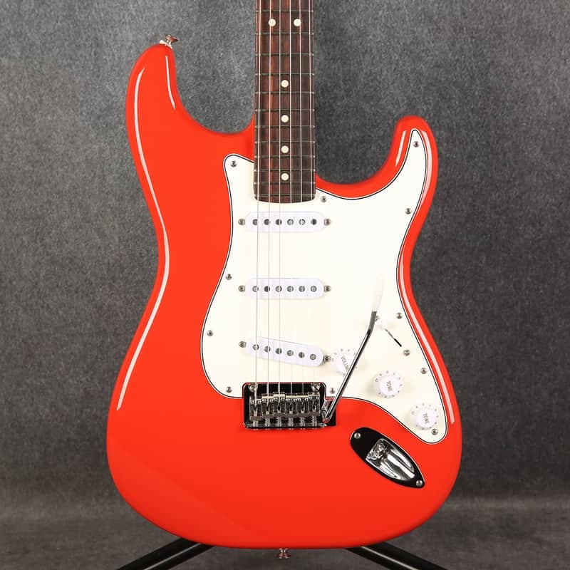 Fender Player II Stratocaster - Coral Red - 2nd Hand (168658)