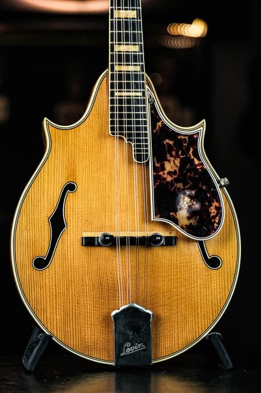 1951 Levin Model 40N Aristokrat natural