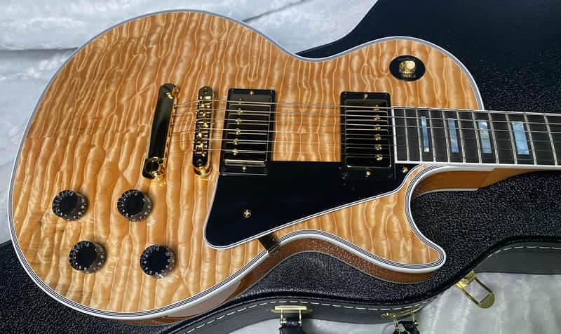 NEW! Gibson Dealer Select Custom Shop Les Paul Custom AAAAAAA Quilt - 7AQ! - Natural - SO MUCH DEPTH and MOVEMENT! - 9.7 lbs - Authorized Dealer - G07564