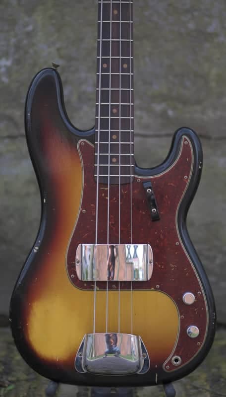 Fender Custom Shop '64 Precision Bass, Relic - Bleached 3-color Sunburst