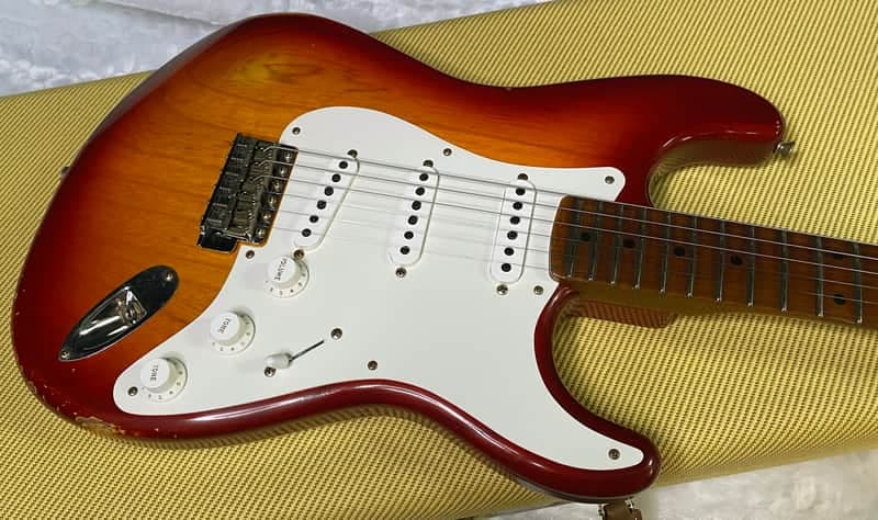 NEW! Fender Custom Shop Limited '50s Dual-Mag II Stratocaster - Aged Cherry Sunburst - Relic - 7.7lbs - Authorized Dealer - G07580