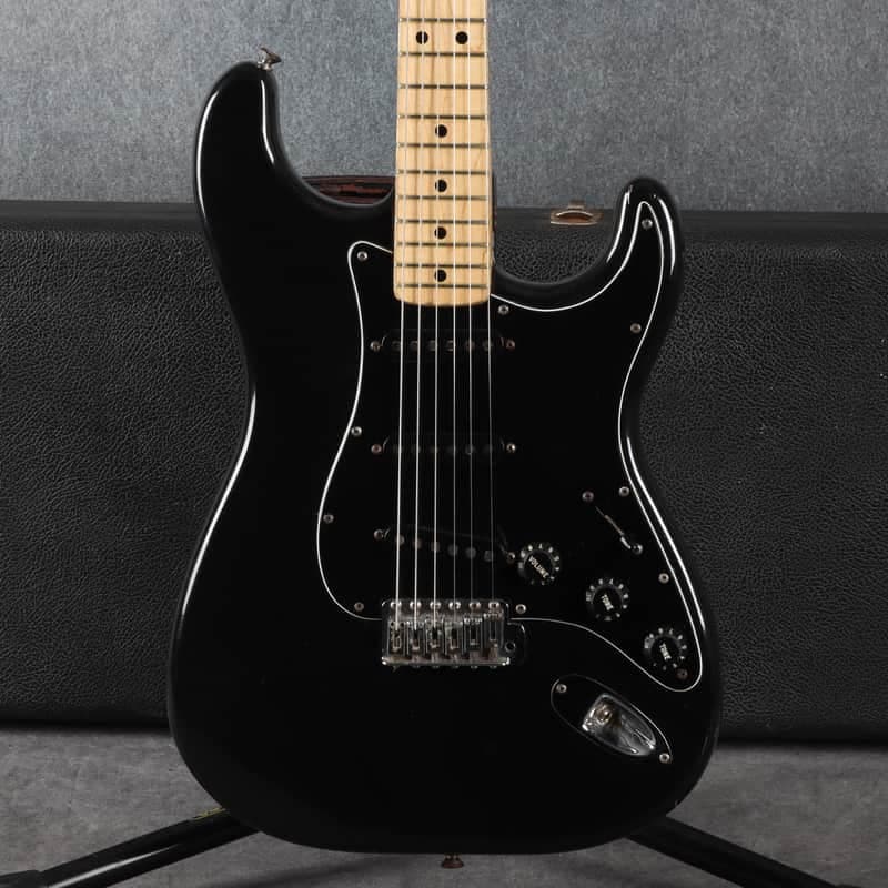Fender 1979 Stratocaster- Black - 2nd Hand