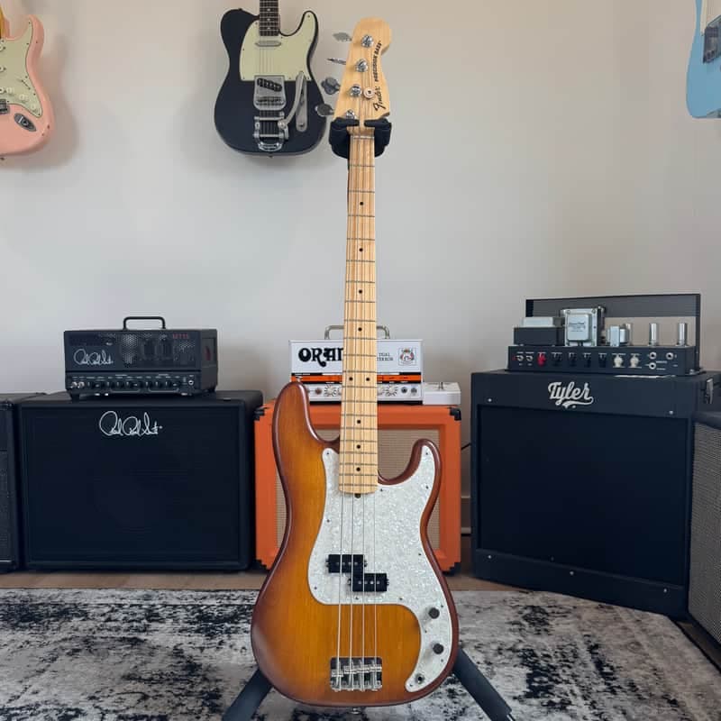 Fender American Special Precision Bass with Maple Fretboard 2012 - 2014 - Honeyburst