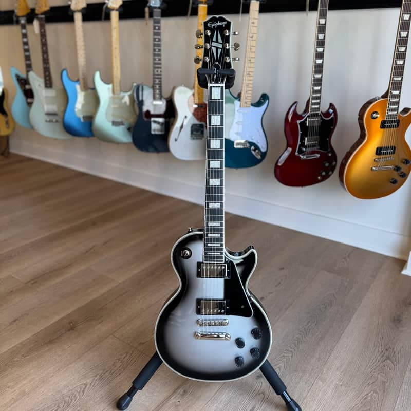 Epiphone Les Paul Custom 2021 - Present Silverburst